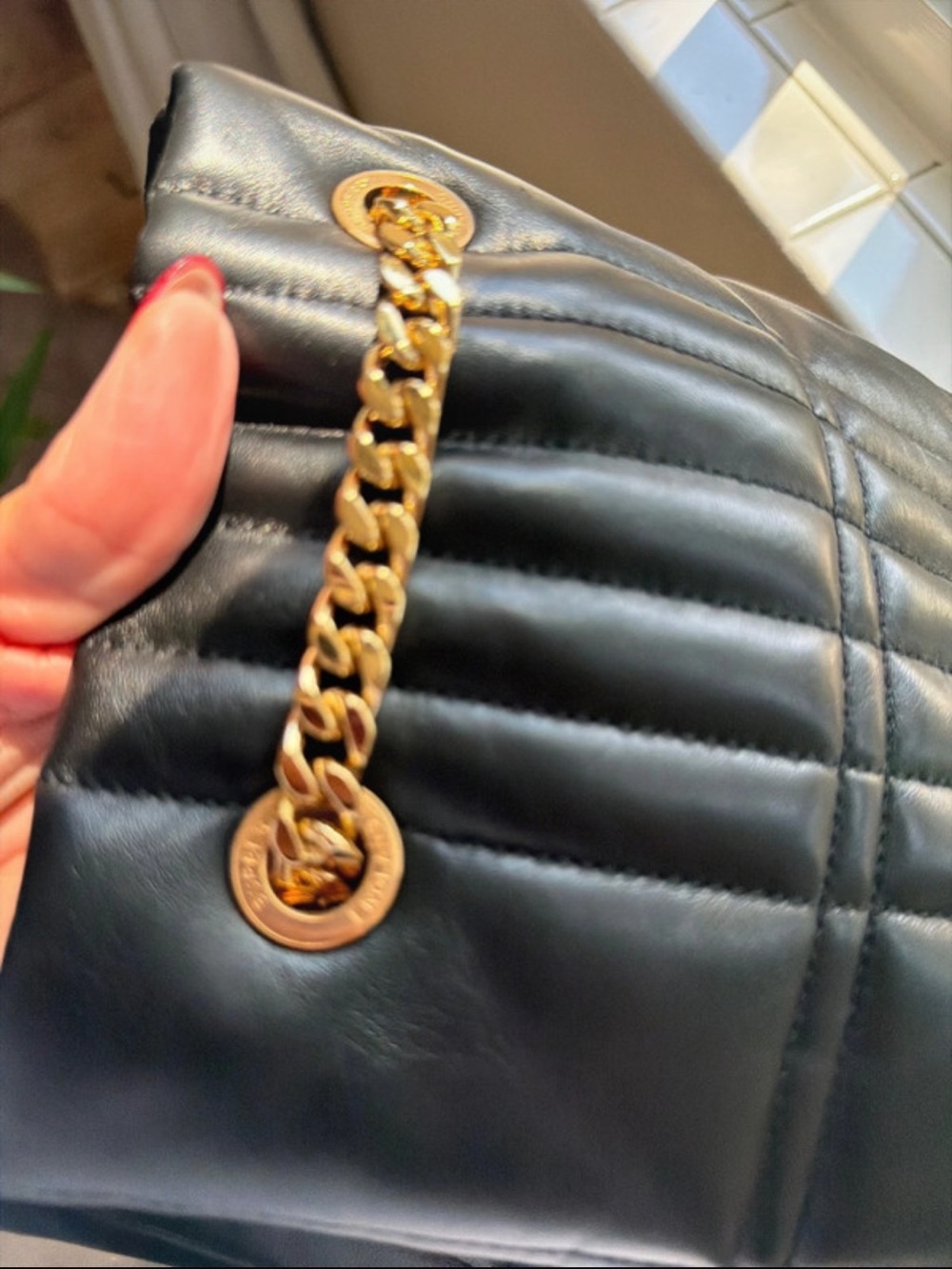 Burberry Black Quilted Leather Bucket Bag with Gold Chain and TB Logo - Picture 6 of 7